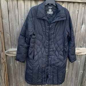 L.L. Bean large down puffer coat!!